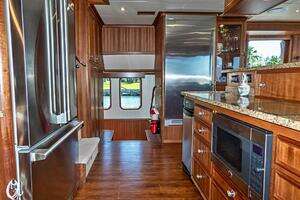 2017 Northern Marine Expedition Motor Yacht thumbnail 52