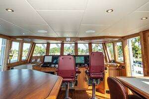 2017 Northern Marine Expedition Motor Yacht thumbnail 44