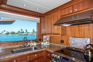 iiWii 80ft Northern Marine Yacht For Sale