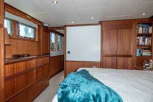 2017 Northern Marine Expedition Motor Yacht thumbnail 59