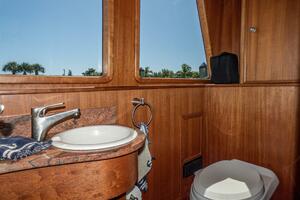 iiWii 80ft Northern Marine Yacht For Sale