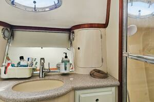 2001 Mediterranean 38 Convertible thumbnail 22