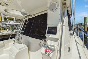 2001 Mediterranean 38 Convertible thumbnail 13