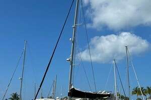 KEY FINDER 2007 Lagoon Lagoon 500 Yacht For Sale in Key West FL