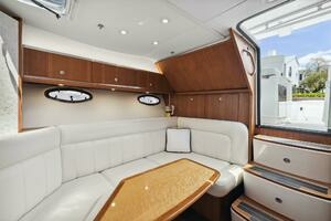 2006 Tiara Yachts 3200 Open thumbnail 15