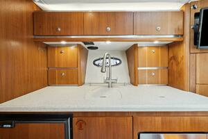 2006 Tiara Yachts 3200 Open thumbnail 19