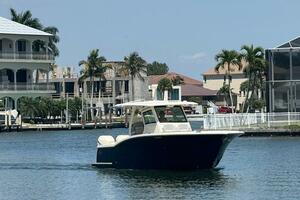 Photo 4302850 for 2021 Scout 330 LXF  