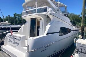 Silver Lining 33ft Silverton Yacht For Sale