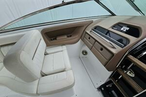 2007 Cobalt 323 thumbnail 13