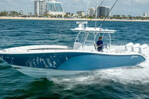  2025 Yellowfin 34 Offshore Yacht For Sale in Dania Beach FL