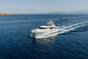  2009 Sanlorenzo SL 72 FlyBridge Yacht For Sale in Bodrum 