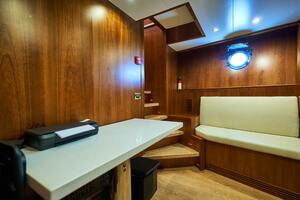 L INSTANT IV 108ft Costruzioni Navali Tigullio Castagnola Yacht For Sale