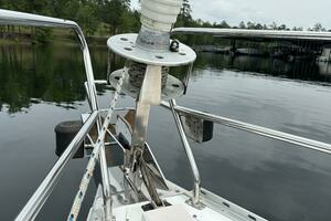 1997 Catalina 400 thumbnail 40