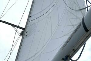1997 Catalina 400 thumbnail 36