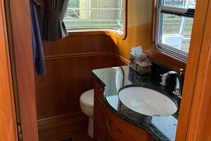 2011 Nordhavn thumbnail 17