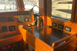 2011 Nordhavn thumbnail 16