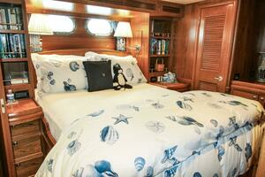 2011 Nordhavn thumbnail 21