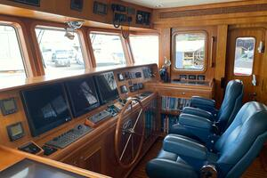 2011 Nordhavn thumbnail 14