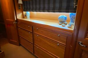 2011 Nordhavn thumbnail 19