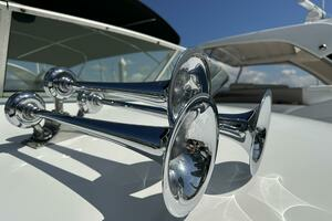 2000 Bayliner 5288 thumbnail 11
