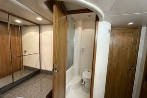 2000 Bayliner 5288 thumbnail 33