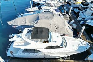 2000 Bayliner 5288 thumbnail 7