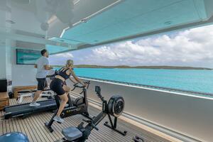 165' Feadship 2000