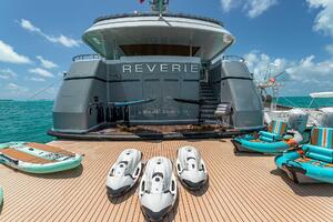 165' Feadship 2000 (REVERIE) Stern