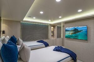 165' Feadship 2000 (REVERIE) Guest Stateroom