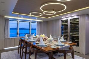 165' Feadship 2000 (REVERIE) Dining
