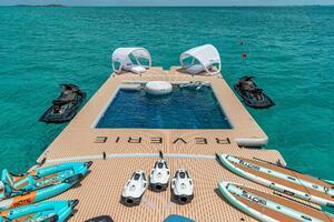 165' Feadship 2000 (REVERIE) Swim Setup
