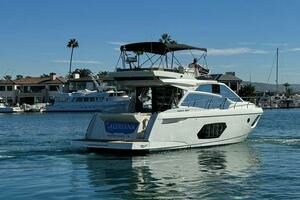 Valeriana 2019 Absolute Yachts 45 FLY Yacht For Sale in Newport Beach CA