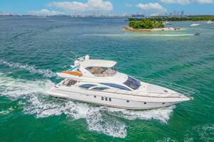 2004 Azimut 62 thumbnail 3