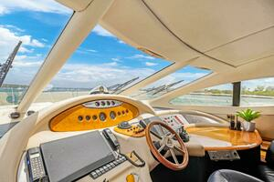 2004 Azimut 62 thumbnail 14