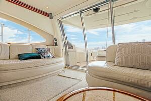 2004 Azimut 62 thumbnail 17