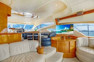 2004 Azimut 62 thumbnail 8