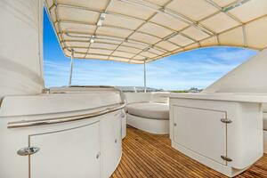 2004 Azimut 62 thumbnail 27