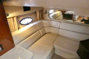2005 Regal 3560 Commodore thumbnail 20