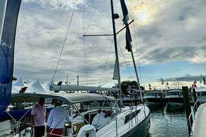 In Stock 37ft Beneteau Yacht For Sale