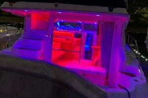 2001 Sea Ray 400 Sedan Bridge thumbnail 14