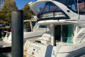 2001 Sea Ray 400 Sedan Bridge thumbnail 5