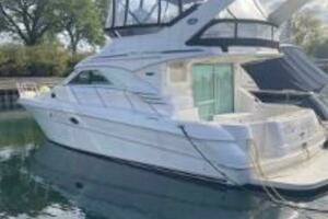2001 Sea Ray 400 Sedan Bridge thumbnail 31
