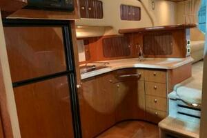 2001 Sea Ray 400 Sedan Bridge thumbnail 9