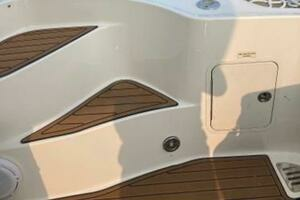 2001 Sea Ray 400 Sedan Bridge thumbnail 28