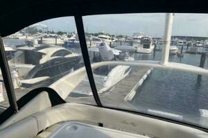 2001 Sea Ray 400 Sedan Bridge thumbnail 30