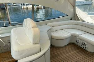 1999 Pershing 54 thumbnail 14