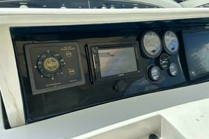 1999 Pershing 54 thumbnail 4
