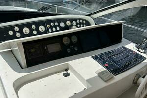 1999 Pershing 54 thumbnail 2