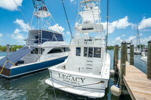 1992 Hatteras 50 Convertible thumbnail 10
