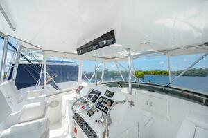 1992 Hatteras 50 Convertible thumbnail 6